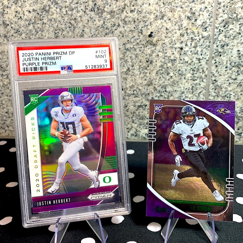 Justin Herbert Rookie Purple Prizm PSA 9 Mint & JK Dobbins Rookie LA Chargers !!